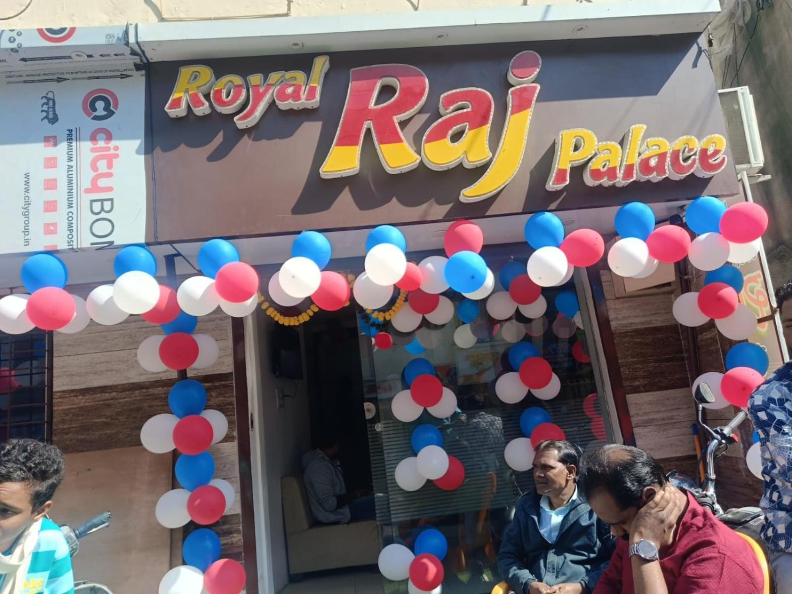 Royal Raj Palace Ujjain Buitenkant foto
